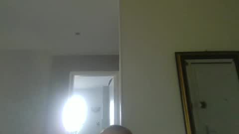 Snapshot of pourquoi_toi chatting on 10-23-25, 07:29 pourquoi_toi online show from 10-23-25, 07:29