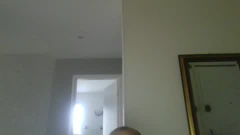 Snapshot of pourquoi_toi chatting on 10-24-25, 07:05 pourquoi_toi online show from 10-24-25, 07:05