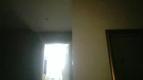 Snapshot of pourquoi_toi chatting on 10-25-25, 02:52 pourquoi_toi online show from 10-25-25, 02:52