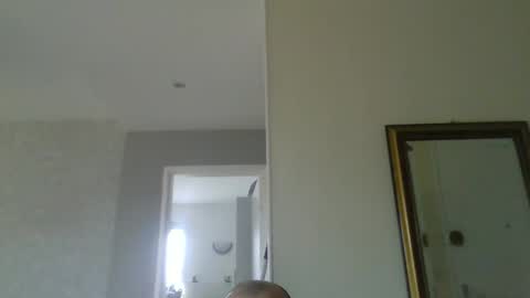 Snapshot of pourquoi_toi chatting on 10-30-25, 07:21 pourquoi_toi online show from 10-30-25, 07:21