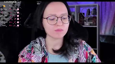 Snapshot of power_robynn chatting on 10-06-25, 10:34 Robyn online show from 10-06-25, 10:34