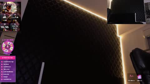 Snapshot of powercouplemix chatting on 02-21-25, 08:18 Ravena Rozz online show from 02-21-25, 08:18