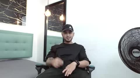 Snapshot of powerlustx chatting on 05-11-26, 03:56 online show from 05-11-26, 03:56