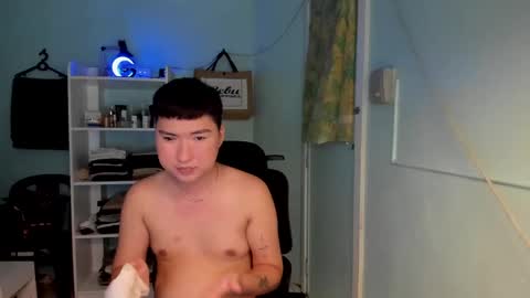 Snapshot of powerpuffcock chatting on 02-04-25, 12:00 powerpuffcock online show from 02-04-25, 12:00