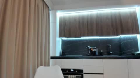 powership_hotmuscle online show from 04-12-26, 03:06