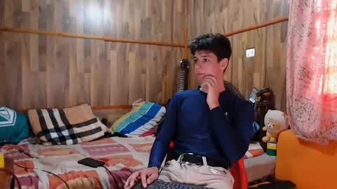 Snapshot of powertwinky chatting on 02-01-25, 08:47 chris independent online show from 02-01-25, 08:47