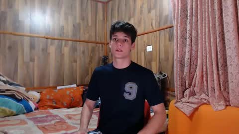 Snapshot of powertwinky chatting on 02-12-25, 05:58 chris independent online show from 02-12-25, 05:58