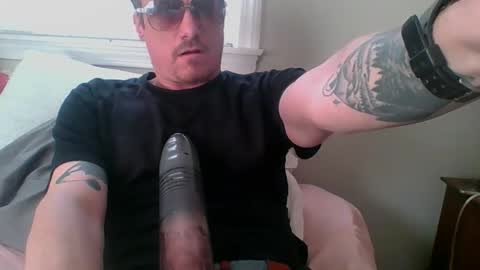 Snapshot of powthunder85 chatting on 04-12-26, 05:51 powthunder85 online show from 04-12-26, 05:51