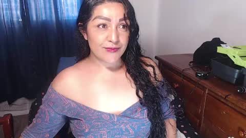 maryana online show from 05-25-26, 01:39