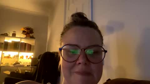 Snapshot of ppriestess chatting on 05-23-26, 10:25 ppriestess online show from 05-23-26, 10:25