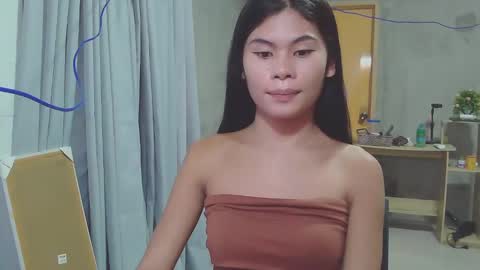 precious_athena online show from 02-08-25, 01:11