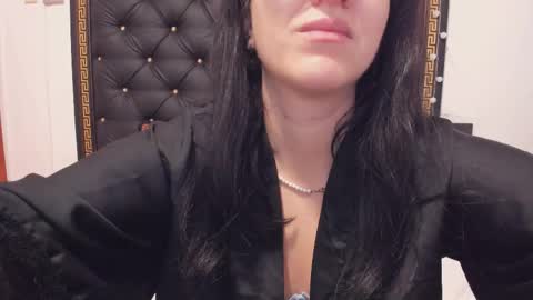 Snapshot of preciousailly chatting on 01-17-26, 06:07 Ailyn online show from 01-17-26, 06:07