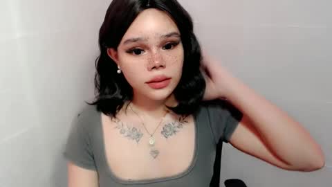 Snapshot of preciousangel69xxx chatting on 12-06-24, 08:59 MAXXINE online show from 12-06-24, 08:59