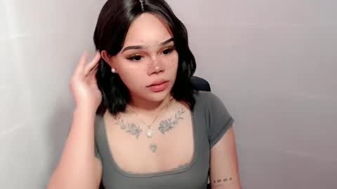 Snapshot of preciousangel69xxx chatting on 01-09-25, 09:26 MAXXINE online show from 01-09-25, 09:26