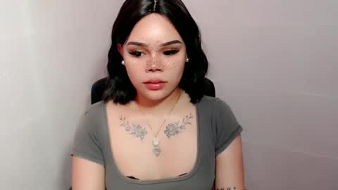 Snapshot of preciousangel69xxx chatting on 01-22-25, 08:17 MAXXINE online show from 01-22-25, 08:17
