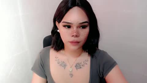 Snapshot of preciousangel69xxx chatting on 01-25-25, 09:25 MAXXINE online show from 01-25-25, 09:25