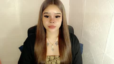 Snapshot of preciousangel69xxx chatting on 02-13-25, 07:03 MAXXINE online show from 02-13-25, 07:03