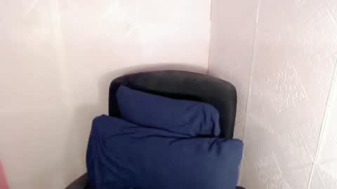 Snapshot of preciousangel69xxx chatting on 02-16-25, 10:21 MAXXINE online show from 02-16-25, 10:21