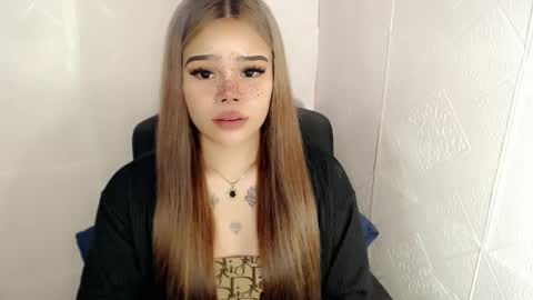 Snapshot of preciousangel69xxx chatting on 02-21-25, 11:11 MAXXINE online show from 02-21-25, 11:11