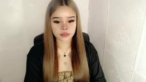 Snapshot of preciousangel69xxx chatting on 02-26-25, 11:37 MAXXINE online show from 02-26-25, 11:37