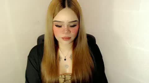 Snapshot of preciousangel69xxx chatting on 09-27-25, 03:22 MAXXINE online show from 09-27-25, 03:22