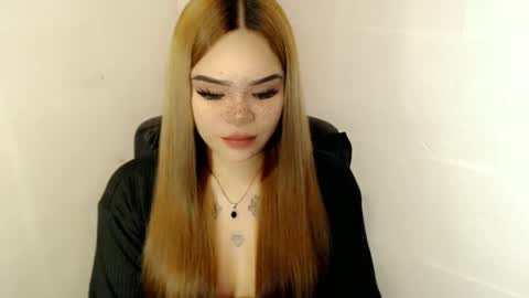 Snapshot of preciousangel69xxx chatting on 09-30-25, 05:56 MAXXINE online show from 09-30-25, 05:56