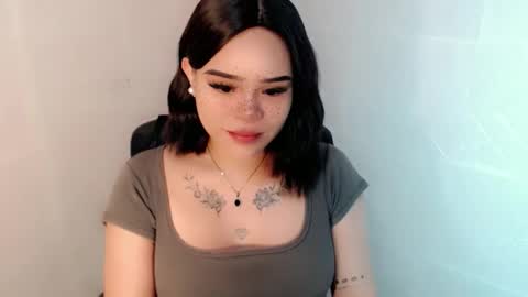 Snapshot of preciousangel69xxx chatting on 10-03-25, 03:14 MAXXINE online show from 10-03-25, 03:14