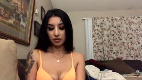 Snapshot of preciousmami chatting on 09-20-25, 06:03 preciousmami online show from 09-20-25, 06:03