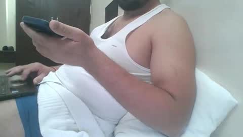 Snapshot of preetam_bbc chatting on 10-30-25, 02:40 preetam_bbc online show from 10-30-25, 02:40