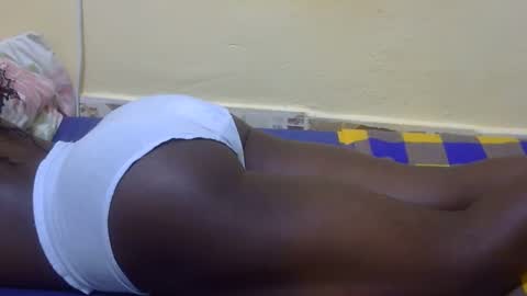 Snapshot of preetty_ebony_girl chatting on 10-10-25, 09:08 Elizabeth online show from 10-10-25, 09:08