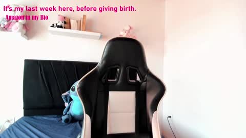 Angelly online show from 01-15-25, 08:58