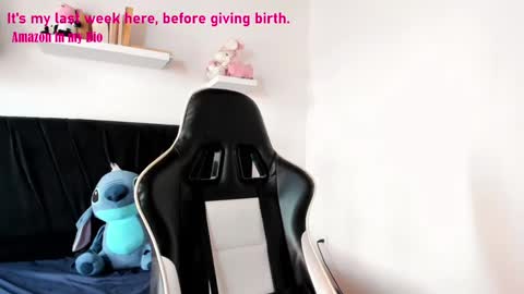 Angelly online show from 01-16-25, 08:36