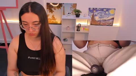 Camila  online show from 10-16-25, 01:01