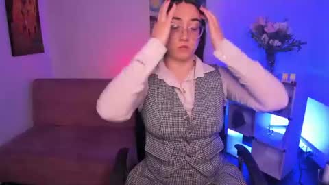 Snapshot of press_anykey chatting on 06-19-26, 11:47 Camila online show from 06-19-26, 11:47