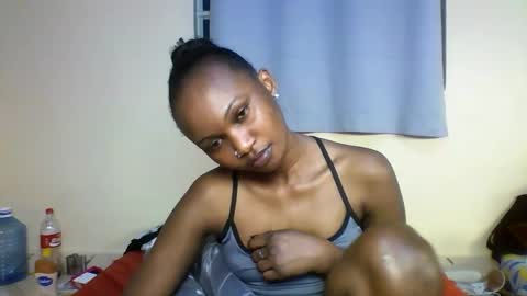 Snapshot of prettie_candy9 chatting on 09-16-25, 12:44 Prettie candy9 online show from 09-16-25, 12:44