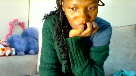 Snapshot of prettie_petitee chatting on 07-08-26, 12:04 prettie_petitee online show from 07-08-26, 12:04