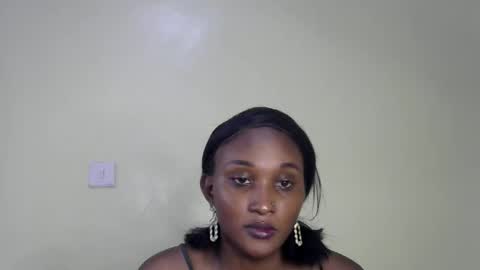 Snapshot of prettiekelly chatting on 02-27-25, 08:17 prettiekelly online show from 02-27-25, 08:17