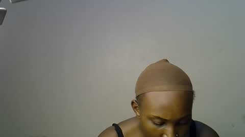 Snapshot of prettiekelly chatting on 03-09-25, 04:55 prettiekelly online show from 03-09-25, 04:55