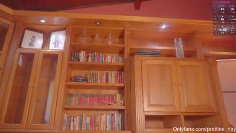 Snapshot of pretties_nay chatting on 06-27-26, 01:39 Nayrobi online show from 06-27-26, 01:39