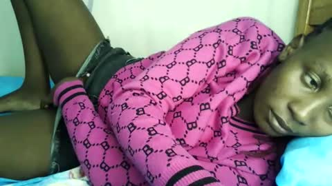 pretty_ass07 online show from 04-29-26, 05:55