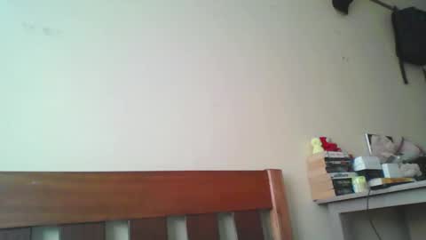 Karol online show from 11-18-25, 06:40