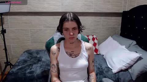 Snapshot of pretty_cristal22 chatting on 02-26-25, 10:42 pretty_cristal22 online show from 02-26-25, 10:42