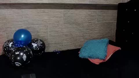 Snapshot of pretty_cristal22 chatting on 12-02-25, 01:33 pretty_cristal22 online show from 12-02-25, 01:33