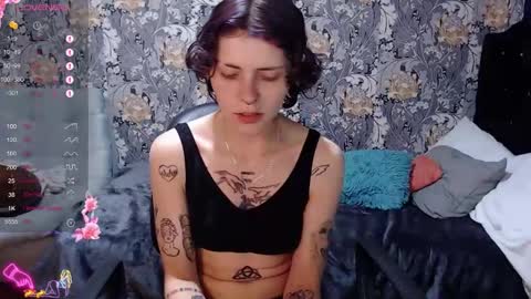 pretty_cristal22 online show from 05-29-26, 02:09