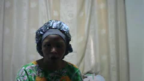Snapshot of pretty_dey chatting on 03-06-25, 10:41 pretty_dey online show from 03-06-25, 10:41