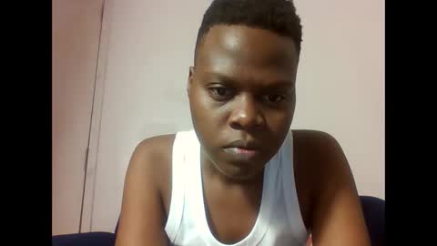 Snapshot of pretty_ebony23 chatting on 06-07-26, 09:07 chocolatebby90 online show from 06-07-26, 09:07