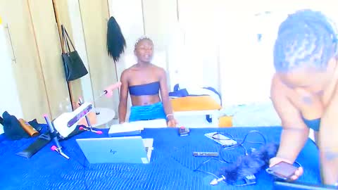 riri online show from 02-08-25, 11:22