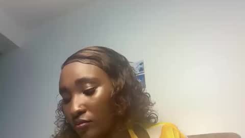 Snapshot of pretty_ellsie chatting on 09-14-25, 07:13 independent model online show from 09-14-25, 07:13