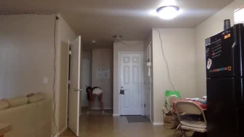 pretty_girl828687 online show from 10-20-25, 07:36