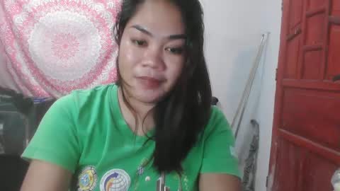 Snapshot of pretty_jewel05 chatting on 02-18-25, 04:37 pretty_jewel05 online show from 02-18-25, 04:37